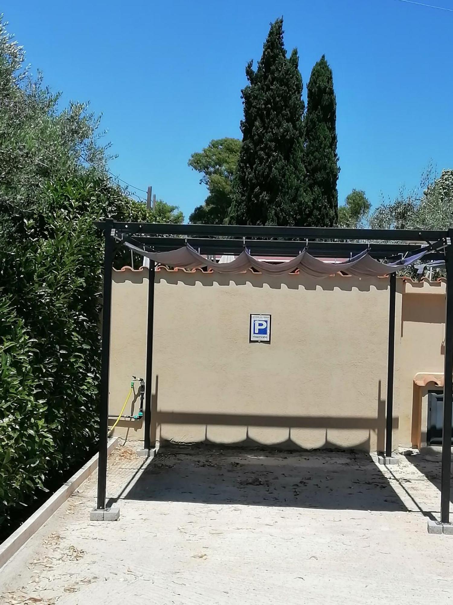 La Casa Del Borgo-Intero Appartamento Latina Luaran gambar