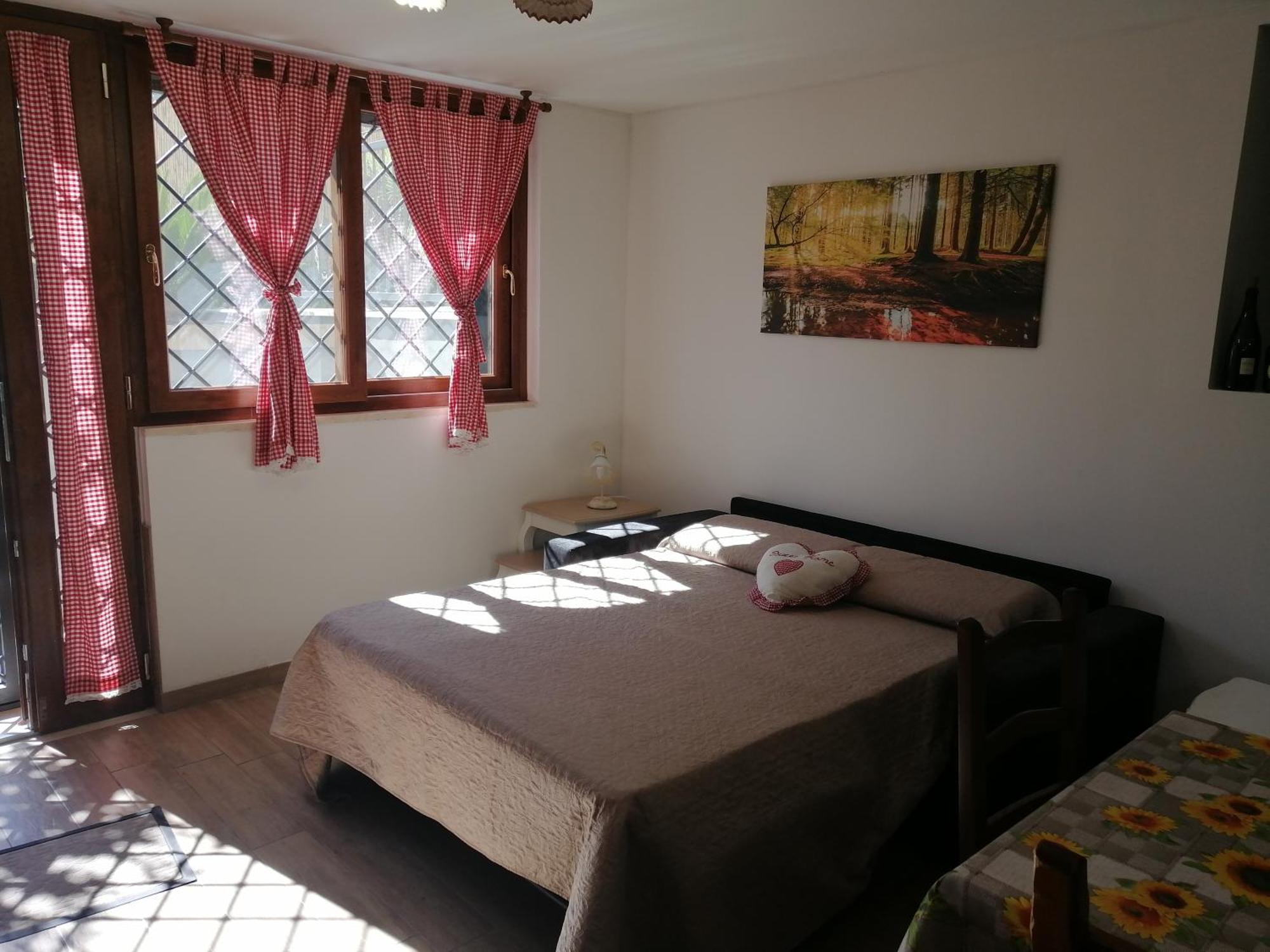 La Casa Del Borgo-Intero Appartamento Latina Luaran gambar